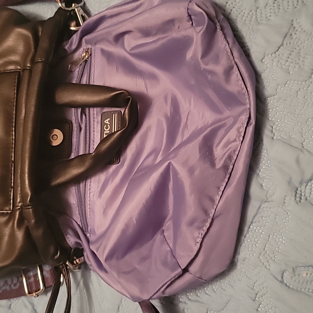 SOLD.....NAUTICA PURSE - Picture 10 of 10